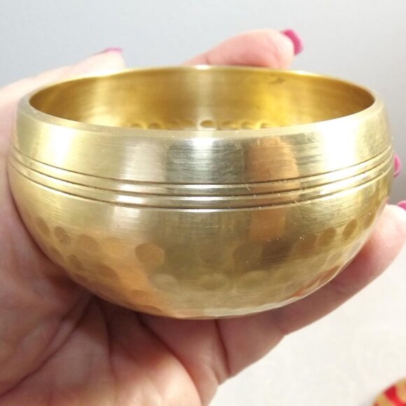 Tibetan Singing Bowl 3 Piece Set - Picture 7 of 8